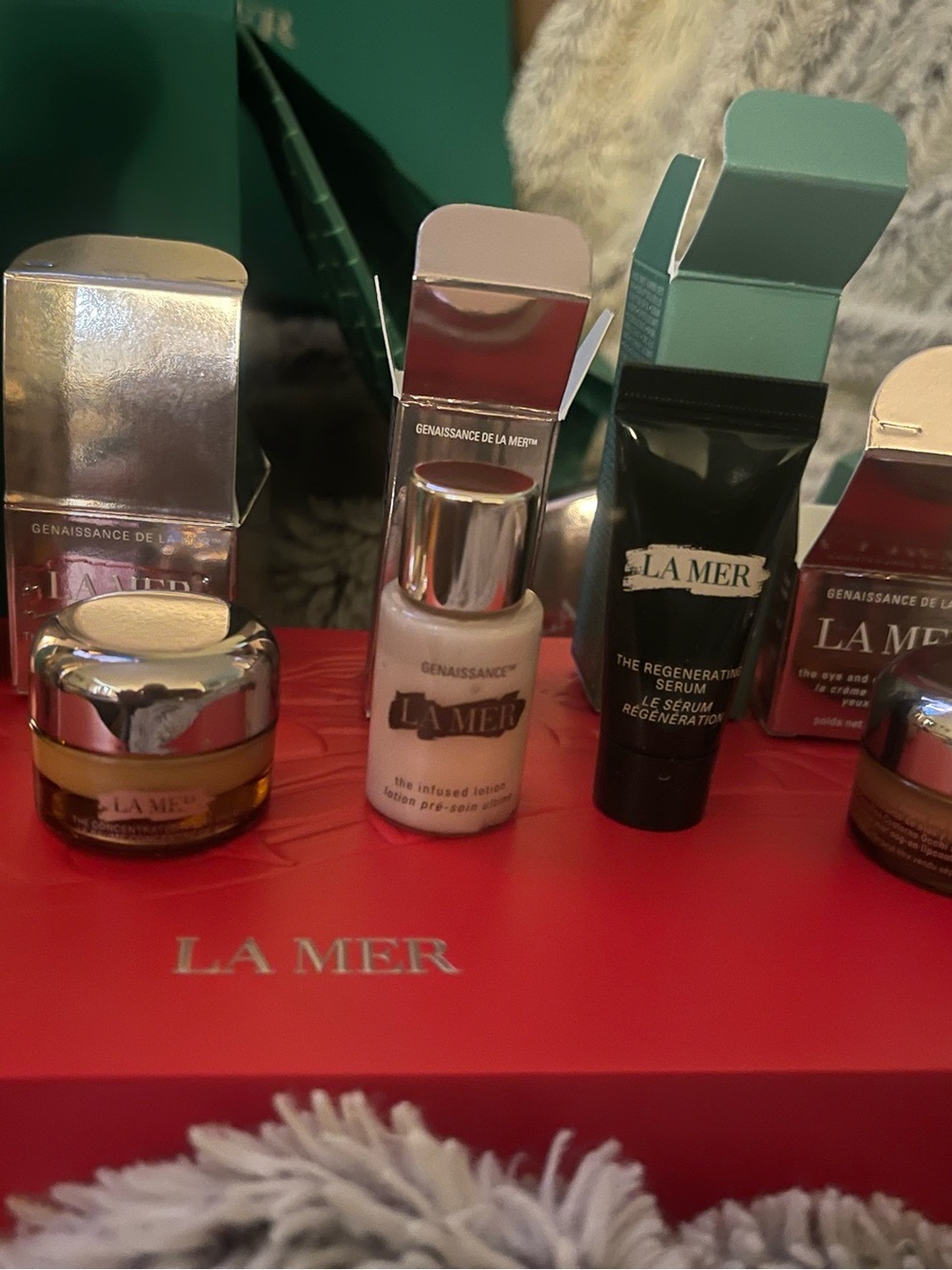 La Mer skin care 1full size and 5-tray sizes,LA MER red dragon envelopes,LM BOX - Picture 11 of 14